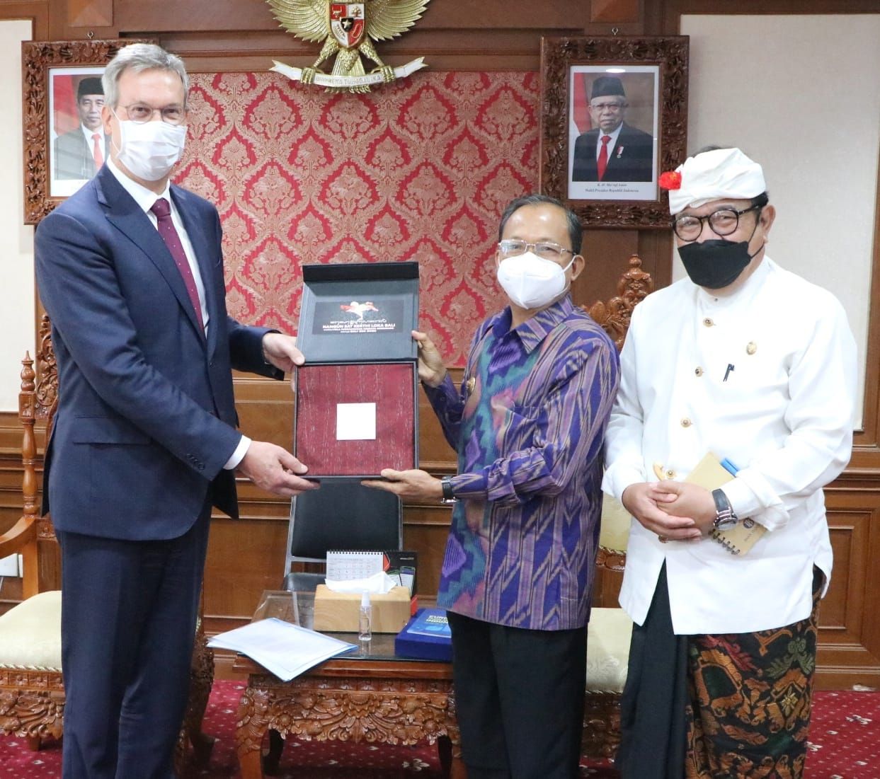 podiumnews.com-Terima Kunjungan Dubes Uni Eropa, Gubernur Koster Sampaikan Kondisi Bali